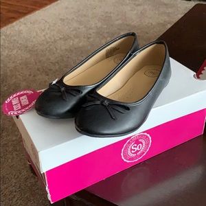 Girls black flats